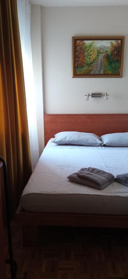 Branysol Apartman Novi Sad Exteriör bild